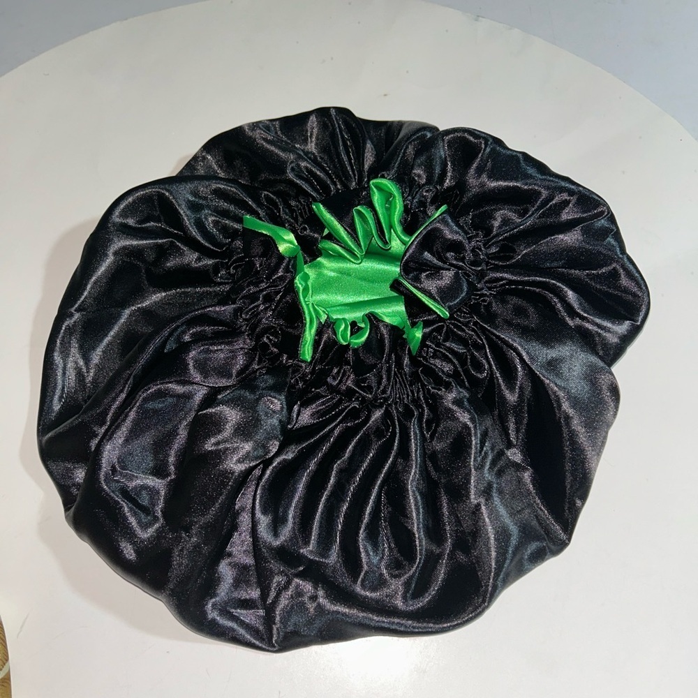 Reversible Black and Green Satin Hair Bonnet